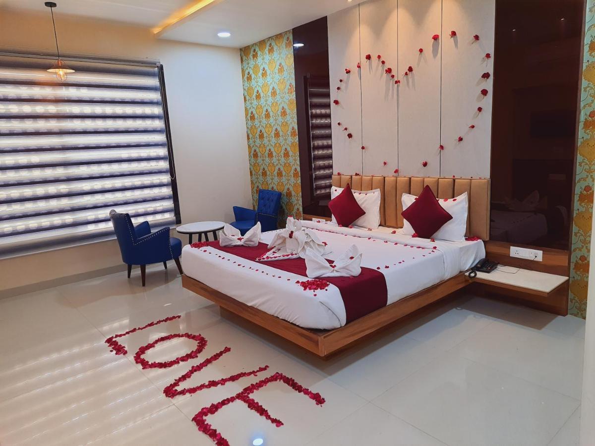 Hotel Amore Удайпур Екстер'єр фото